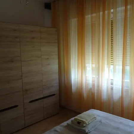 Slavica Kuca Blizu Mora Sa Terasom Appartamento *