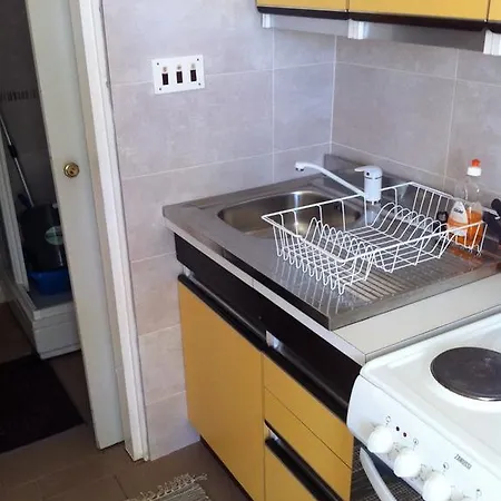 Slavica Kuca Blizu Mora Sa Terasom Barbat na Rabu