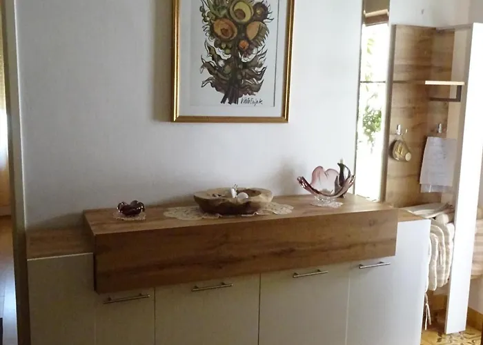 Slavica Kuca Blizu Mora Sa Terasom * Barbat na Rabu