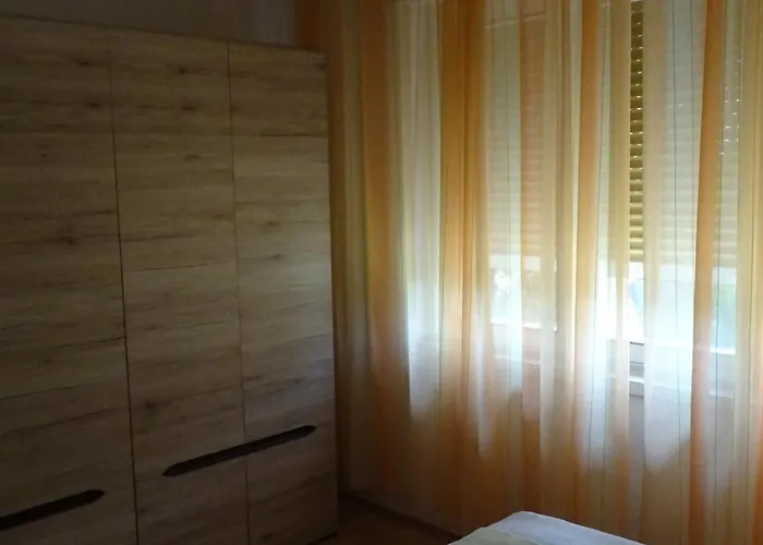 Slavica Kuca Blizu Mora Sa Terasom Apartamento *