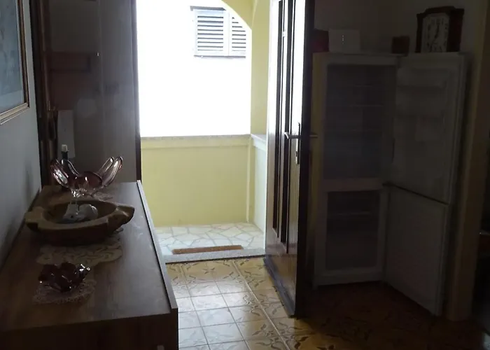 Slavica Kuca Blizu Mora Sa Terasom Apartamento