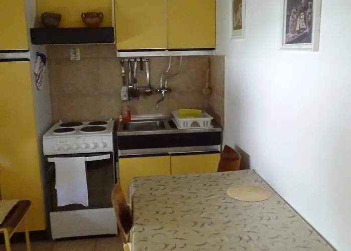 Slavica Kuca Blizu Mora Sa Terasom * Barbat na Rabu
