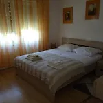 Διαμέρισμα Slavica Kuca Blizu Mora Sa Terasom *