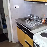 Slavica Kuca Blizu Mora Sa Terasom Barbat na Rabu