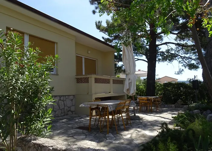 Slavica Kuca Blizu Mora Sa Terasom